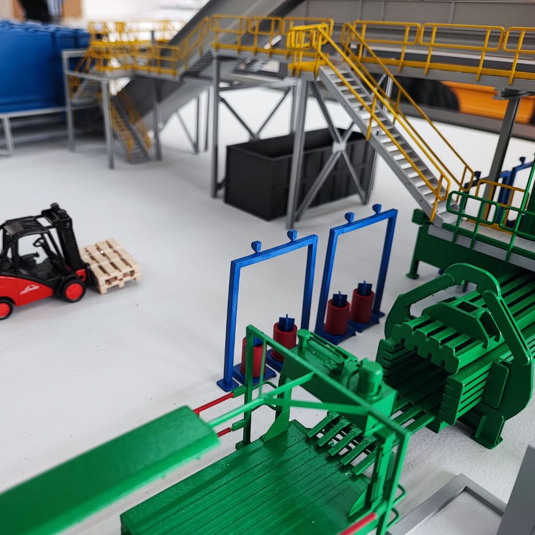  Industriemodelle und die Technologie von ARI Modellbau in Aktion