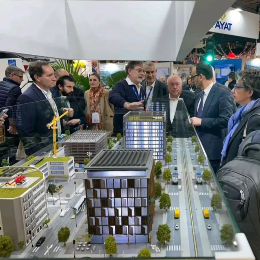 Präsentationsmodelle – Hochwertige Modelle für Architektur und Industrie von ARI Modellbau.