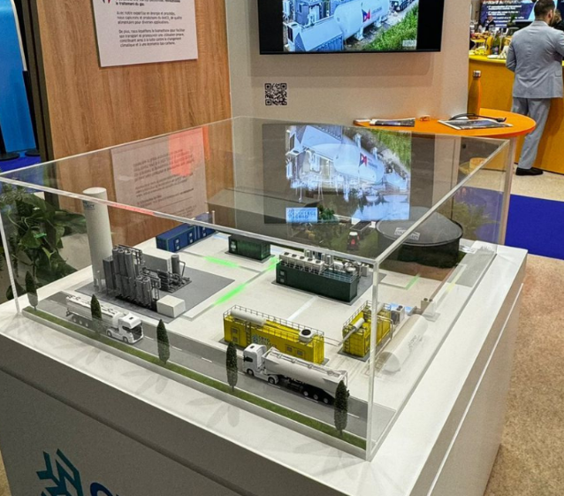 Das Reifen- und Gummi-Recyclinganlage Modell von ARI Model zeigt einen effizienten Mechanismus für die Abfallverarbeitung, einschließlich Reifen-Sammelstationen, Schredder, Pyrolysereaktoren und Materialwiederaufbereitungsanlagen. Mit hoher Detailgen