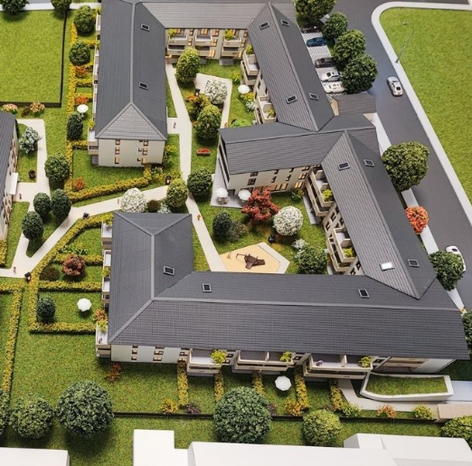 Ein maßgefertigtes, beleuchtetes und animiertes Architekturmodell von ARI Modellbau, präsentiert auf der Immo Messe Schweiz. Das Modell ist mit hochwertigen Beleuchtungssystemen, motorisierten Bewegungselementen, realistischen Texturen und naturgetre