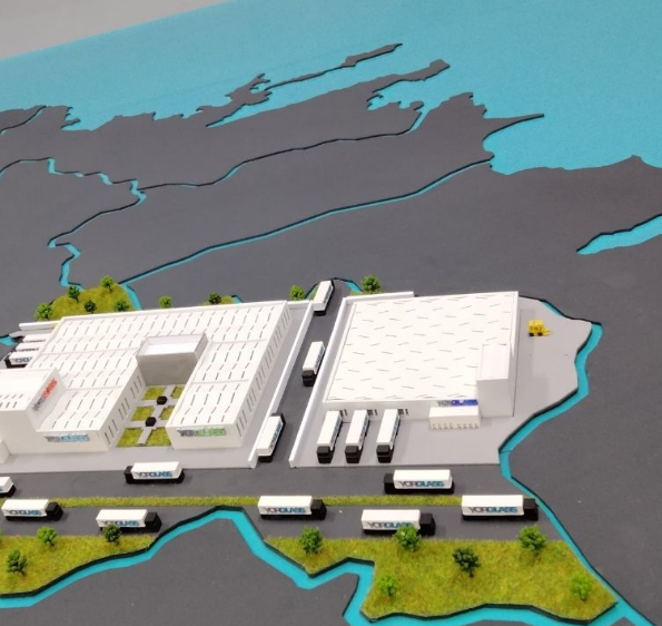 Individuell beleuchtete und animierte Modelle von ARI Modellbau für die Baumesse Tulln, darunter moderne Wohnanlagen, umweltfreundliche Gebäude, Solar- und Windkraftwerke, nachhaltige Infrastrukturen und futuristische Städte. Mit Lichteffekten, beweg