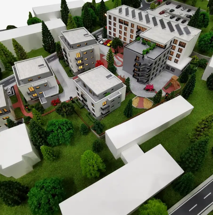 Detaillierte und maßgeschneiderte physische Modelle von ARI Modellbau für die Anuga, darunter Lebensmittelindustrie-Komplexe, nachhaltige Agraranlagen, erneuerbare Energiezentren, Verarbeitungswerke und Logistikzentren. Mit Beleuchtung, Animationen u
