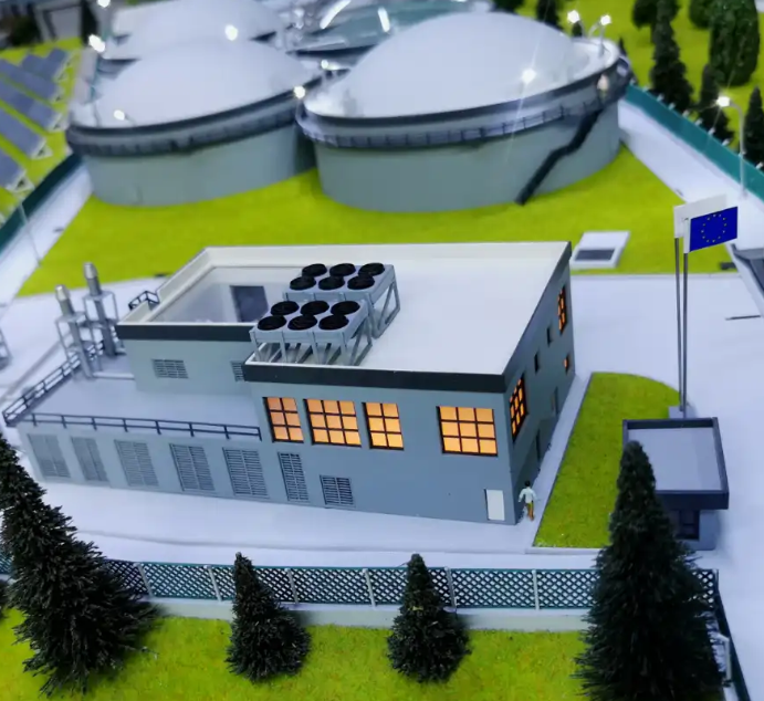 Physische Modelle von ARI Modellbau für die Food Valley Expo, darunter Lebensmittelverarbeitungsanlagen, landwirtschaftliche Einrichtungen, Logistikzentren, Smart-Farming-Systeme und erneuerbare Energien. Mit Lichteffekten und animierten Funktionen v