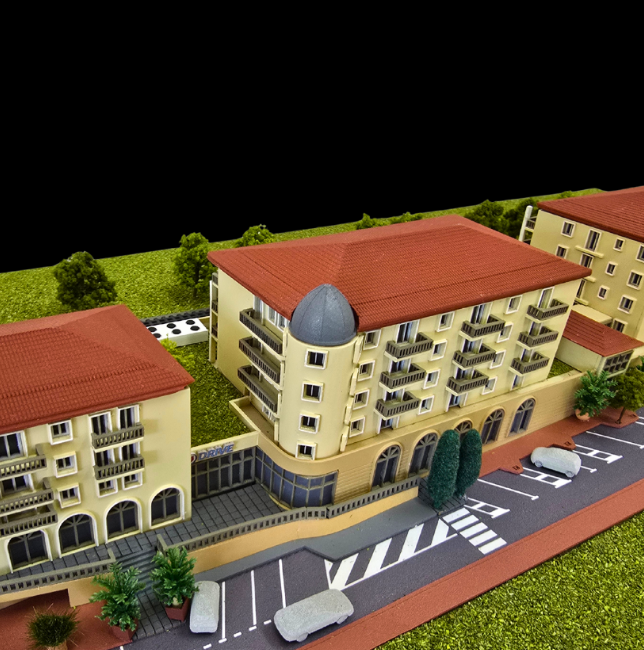 Beleuchtete und animierte Architekturmodelle von ARI Modellbau für die Mondial du Tourisme, entwickelt für Tourismus-, Hotel- und Infrastrukturprojekte mit höchster Detailtreue, Lichttechnik und Bewegung.