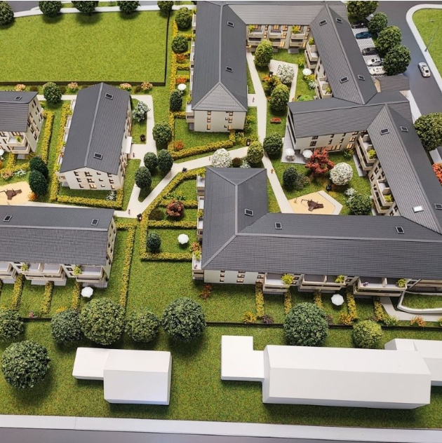 Außergewöhnlich präzises physisches Modell von ARI Modellbau für die RDA Expo, mit realistischer Textur, feinen architektonischen Details und integrierter Beleuchtung, die Besucher anzieht und Ihren Stand unvergesslich macht.
