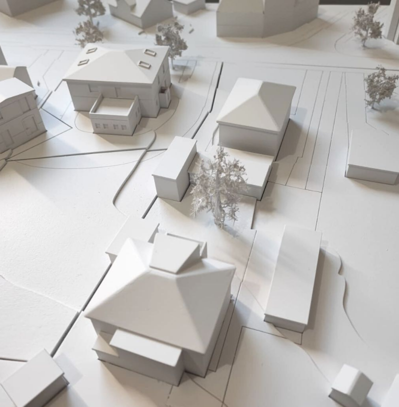 Individuell gefertigtes, beleuchtetes und animiertes Architekturmodell von ARI Modellbau für die Future of Tourism. Entwickelt zur Präsentation nachhaltiger Hotelkonzepte, intelligenter Städte und innovativer Reiselösungen. Mit präziser Beleuchtung, 