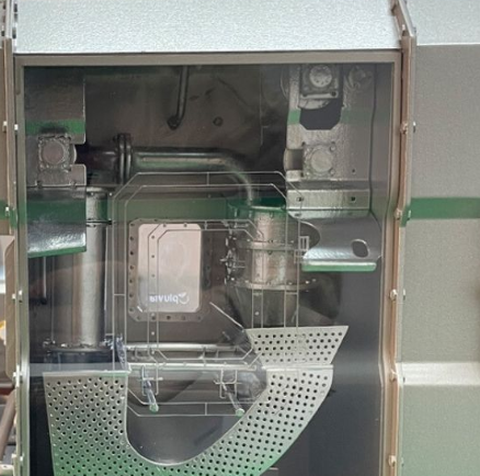 Ein aufwendig beleuchtetes und animiertes Architekturmodell im Maßstab von ARI Modellbau, das auf der SETT-Messe gezeigt wird. Es verfügt über präzise abgestimmte Lichtsysteme, Bewegungsmechanismen und detailgenaue Verarbeitung. Jedes Modell spiegelt