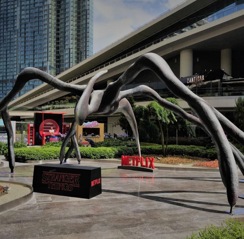 Ein individuell gefertigtes Architekturmodell, das speziell von ARI Modellbau für die Interpädagogica entwickelt wurde und Lichteffekte, Interaktivität sowie feinste Details widerspiegelt. Jedes Modell steht für Innovation im Bereich der Bildungsarch