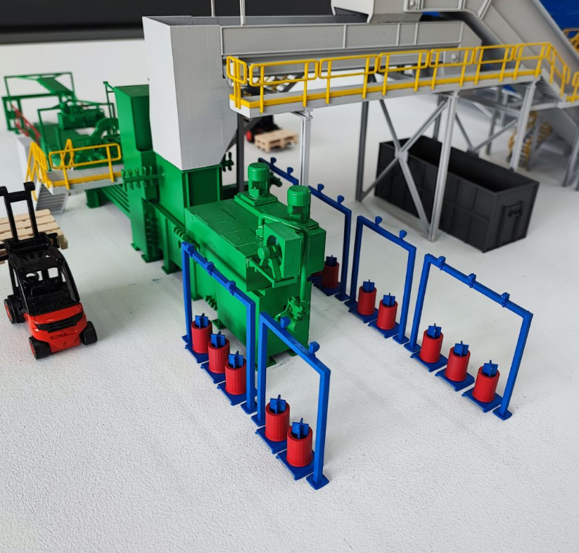 Ein individuell gefertigtes Architekturmodell von ARI Modellbau für die Supply Chain Event, das Lichteffekte, Bewegung und architektonische Präzision kombiniert, um Logistik, Automatisierung und Transportsysteme darzustellen. Mit über 20 Jahren Erfah